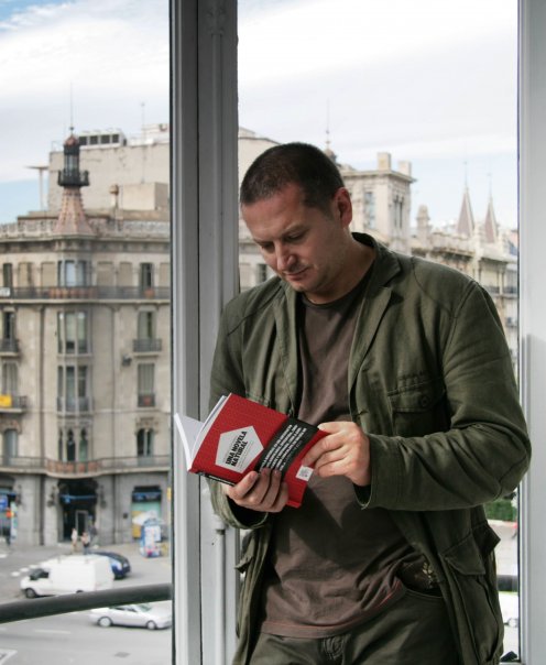 Барселона, испанското издание на "Естествен роман" Барселона, Испанското издание на Естествен роман